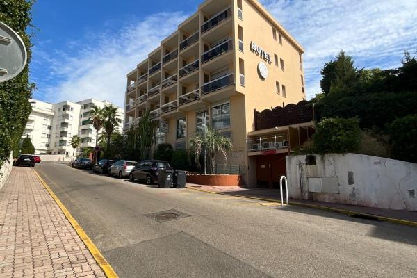 HÔTEL GALLIA à CANNES (06)