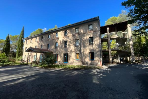 CAMPING DU BONFIN - LES PINS à FREJUS (83)