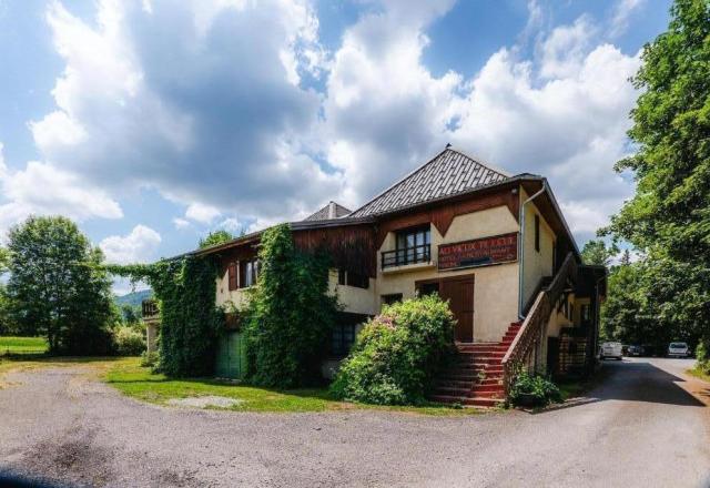 HÔTEL LE VIEUX TILLEUL à SEYNE-LES-ALPES (04)