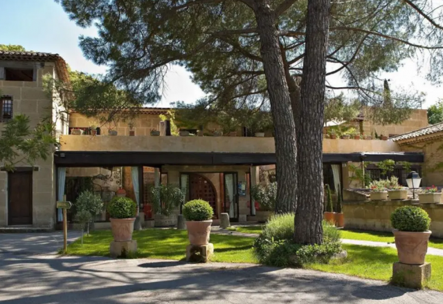 LE MAS D'ENTREMONT à AIX-EN-PROVENCE (13)