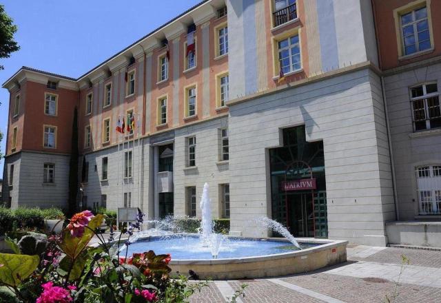 HOTEL DE VILLE - CREATION CSU & MODIFICATION LOCAUX PM - DIGNE-LES-BAINS (04)