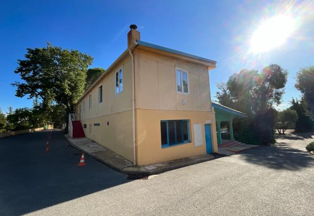 CAMPING DU BONFIN - LES CEDRES à FREJUS (83)