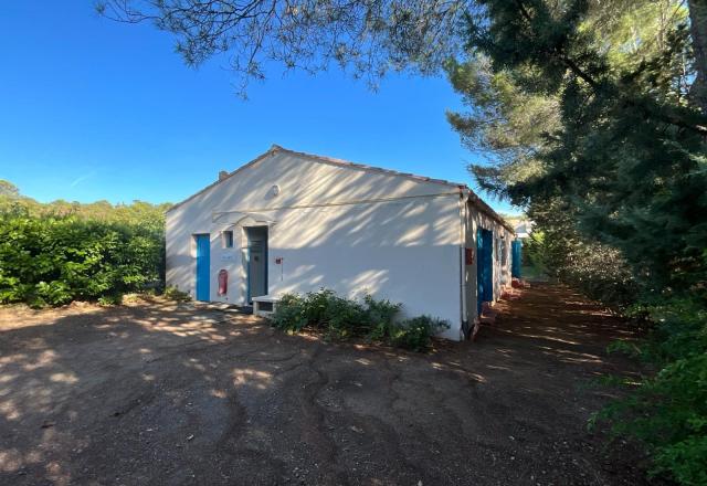 CAMPING DU BONFIN - LES ARTS à FREJUS (83)