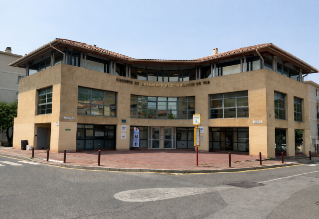 CCI 83 - ANTENNE à DRAGUIGNAN (83)