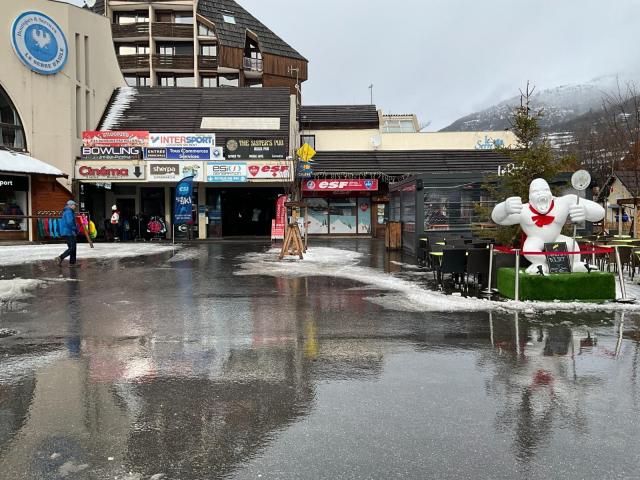 LE SERRE D'AIGLE à SAINT-CHAFFREY (05)