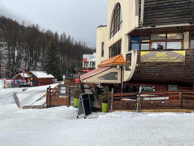 LE SERRE D'AIGLE à SAINT-CHAFFREY (05)