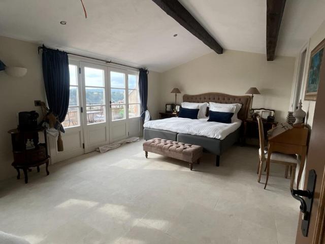 HÔTEL CHÂTEAU LE CAGNARD à CAGNE-SUR-MER (06)