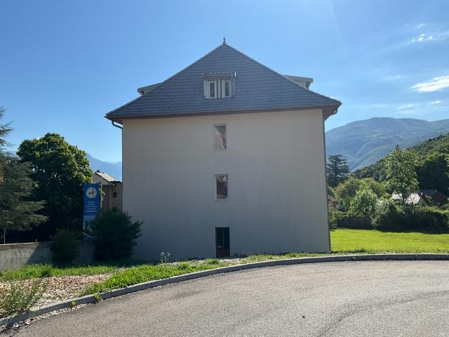 NOTRE DAME DU LAUS - BÂTIMENT SAINTE-MARIE à SAINT-ETIENNE-LE-LAUS (05)