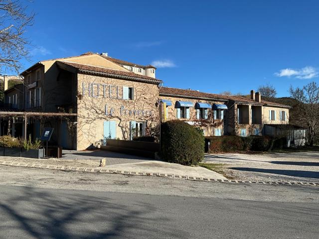 HÔTEL LE PROVENCE à LA-PALUD-SUR-VERDON (04)