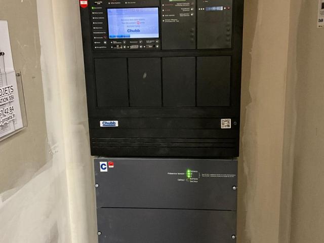 CENTRE COMMERCIAL LE POINT SHOW à VARS (05) - RECEPTION TECHNIQUE DU SSI