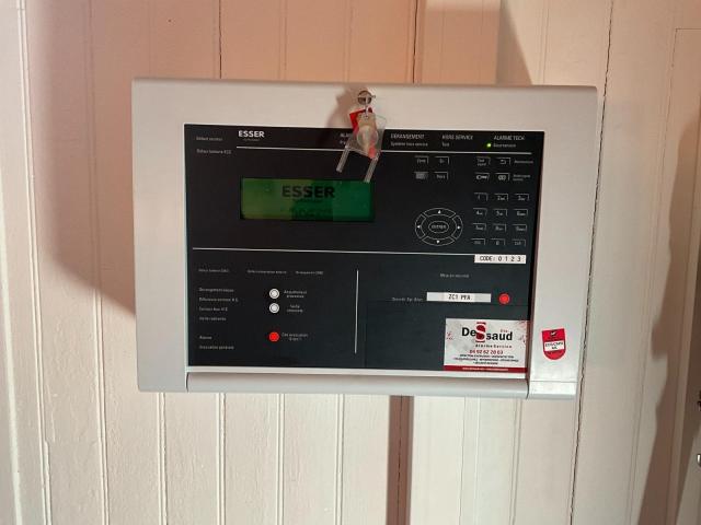 HÔTEL LE PROVENCE à LA-PALUD-SUR-VERDON (04)