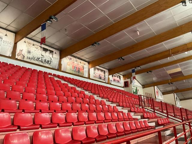PATINOIRE RENE FROGER à BRIANCON (05)