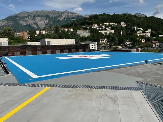 HÔPITAL - HELISTATION à GAP (05)