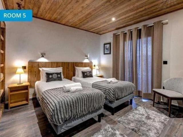 CHALET LA MOURIA à COURCHEVEL (73)