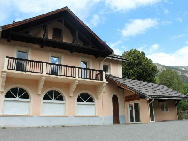 FOYER COMMUNAL à SAINT-CHAFFREY (05)