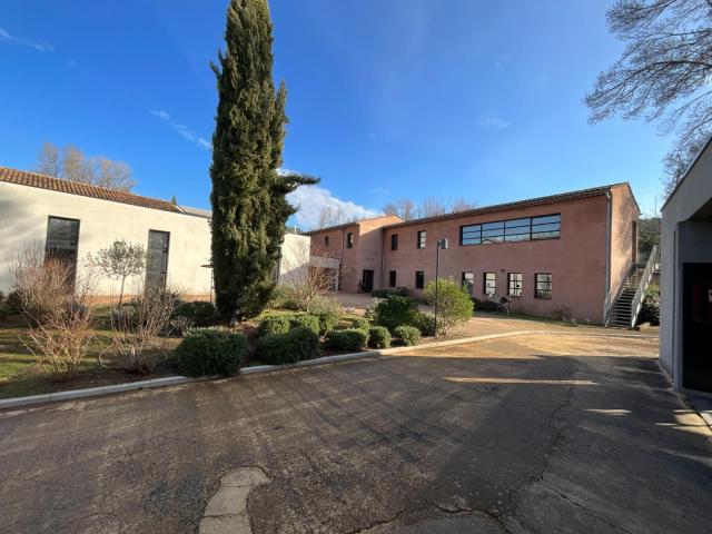 MAISON ARCHITECTURALE DE LA CERAMIQUE à SALERNE (83)