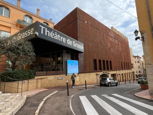 THEATRE à GRASSE (06)