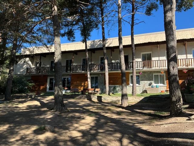 VILLAGE VACANCES AZUR & NEIGE - MONTCLAR (04)