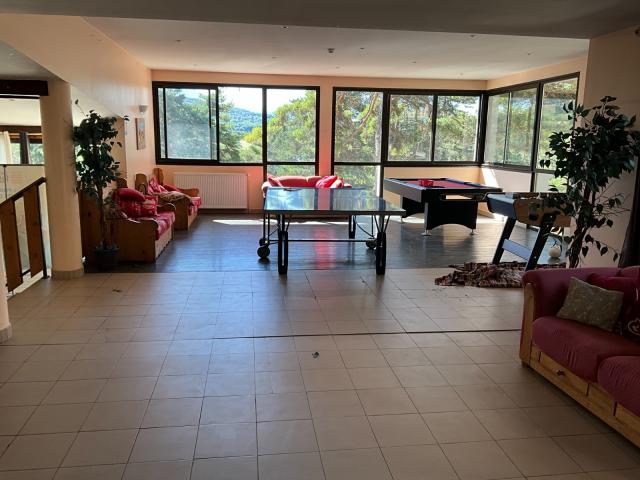 VILLAGE VACANCES AZUR & NEIGE - MONTCLAR (04)