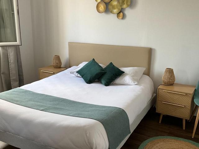 HÔTEL LE PROVENCE à DIGNE-LES-BAINS (04)