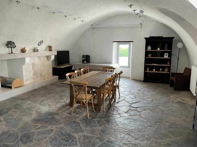 DOMAINE DES GRANDES MOLLIERES à MONTFORT (04)