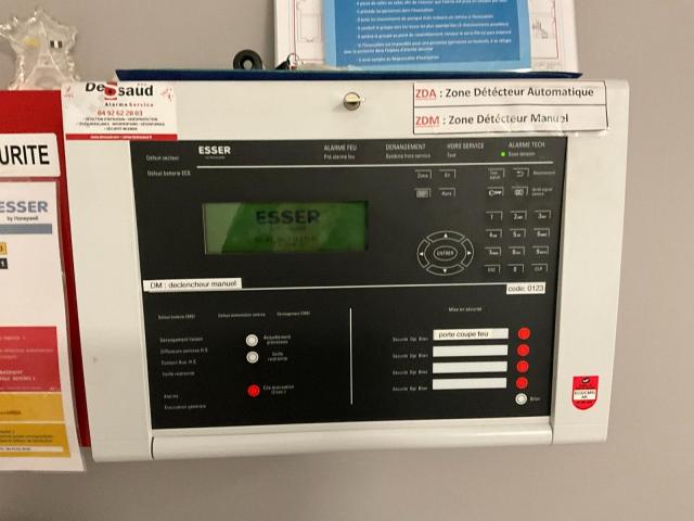 HOTEL DE VILLE - CREATION CSU & MODIFICATION LOCAUX PM - DIGNE-LES-BAINS (04)