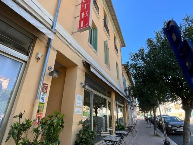 HÔTEL DE BELGIQUE à MENTON (06)