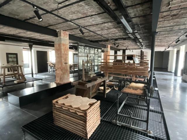 MAISON ARCHITECTURALE DE LA CERAMIQUE à SALERNE (83)