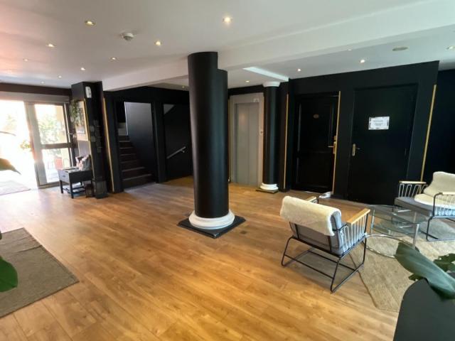 HÔTEL GALLIA à CANNES (06)