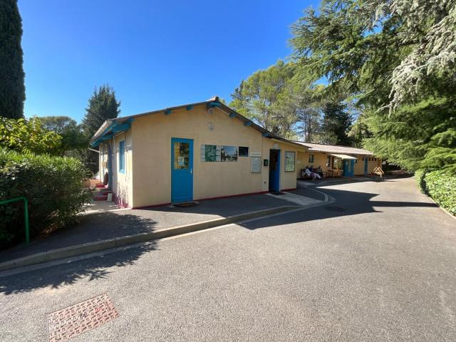 CAMPING DU BONFIN - LES POMMIERS à FREJUS (83)