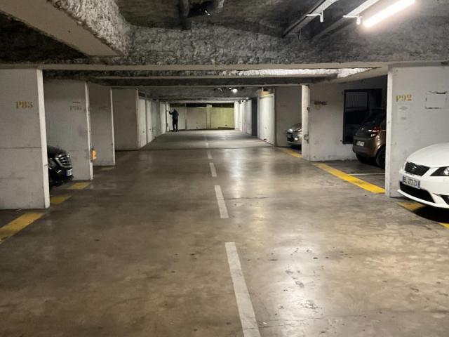 PARKING LES JARDINS DU PALIO à NICE (06)