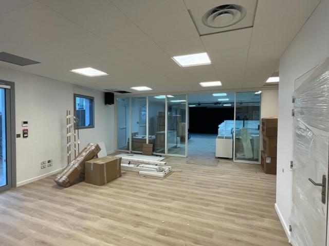 MEDIATHEQUE NELLY KAPLAN à LA ROQUETTE-SUR-SIAGNE (06)