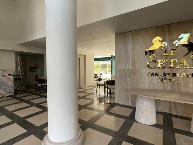 HÔTEL LE CETAÏ à CANNES (06)
