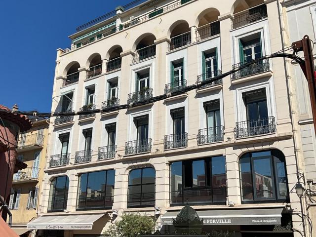 ESPACE FORVILLE à CANNES (06)