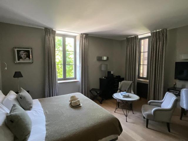 HOTEL DOMAINE DE SAINT-JULIEN à CELLE (83)