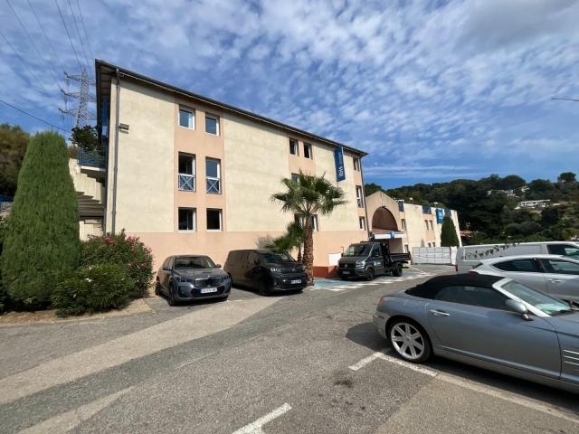 HOTEL IBIS BUDGET à MOUGINS (06)